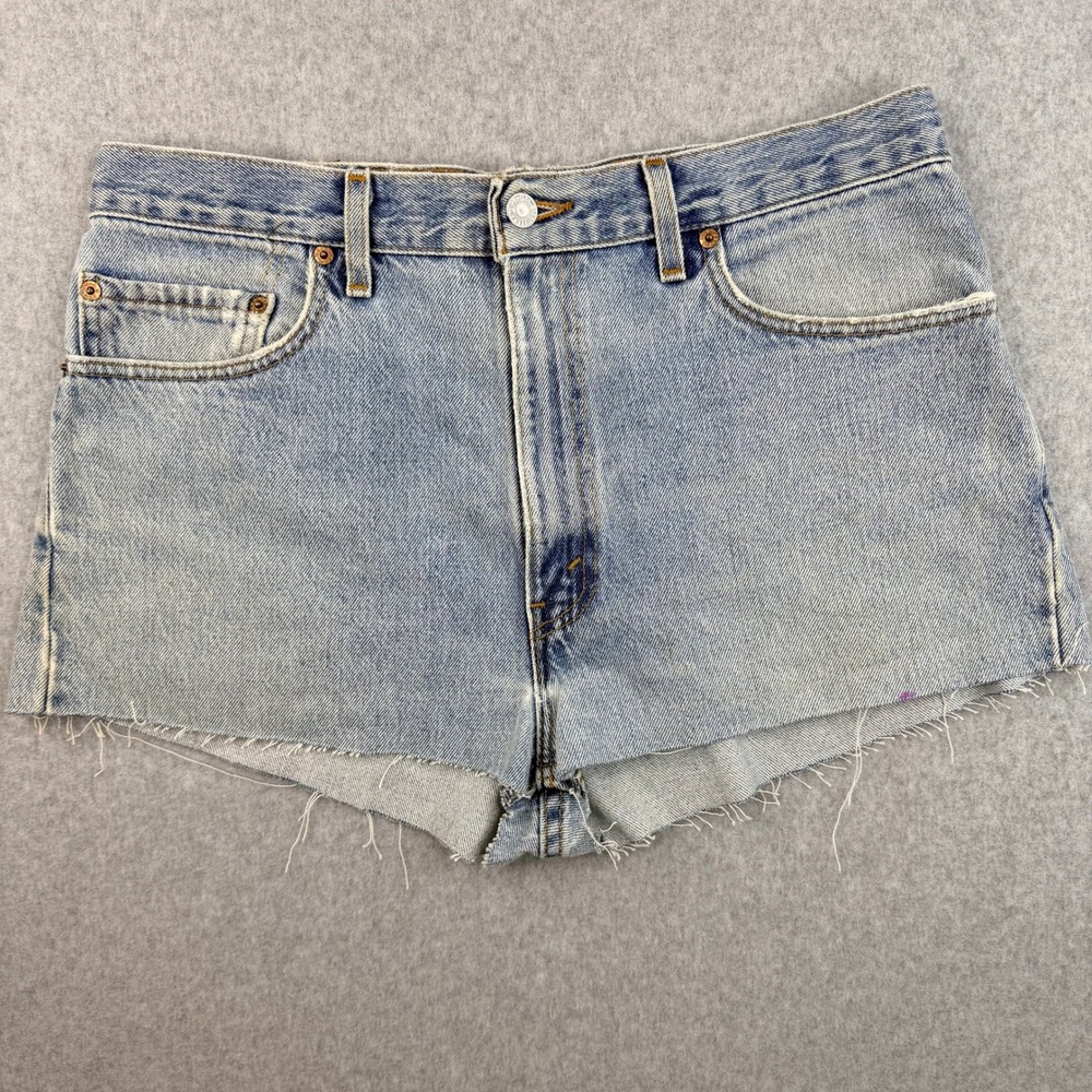 Vintage Levis 505 Cut Off Denim Shorts Light Wash USA Made Womens 34 High Rise